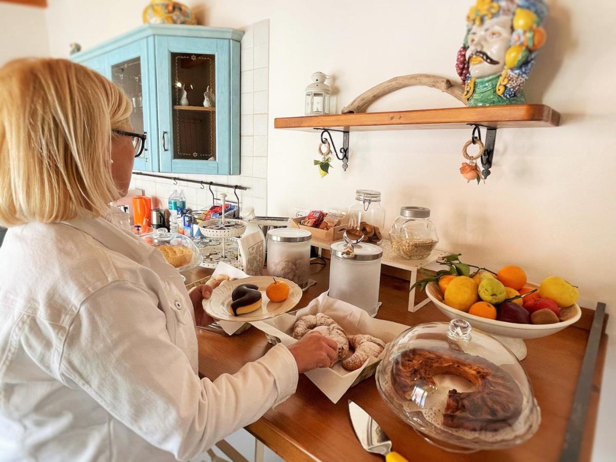 טאורמינה B&B Evelyne מראה חיצוני תמונה